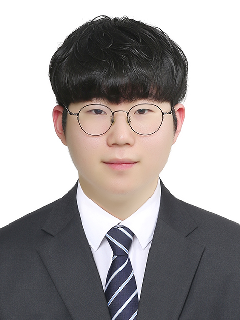 김영우 사진